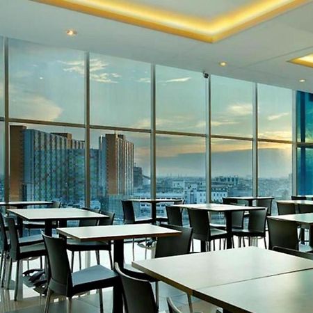 Amaris Hotel Seasons City Jakarta Kültér fotó